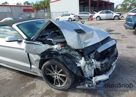 2019 Ford Mustang Ecoboost Premium z USA, uszkodzony, nr VIN 1FATP8UH5K5150995